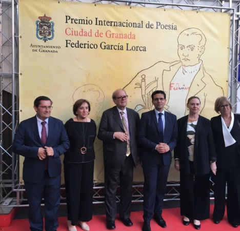 ©Ayto.Granada: Granada arropa a Pere Gimferrer en la ceremonia de entrega del Premio Lorca de Poesa